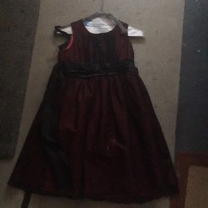 Black/red dress
